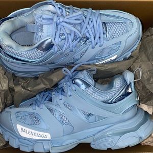 Balenciaga runners